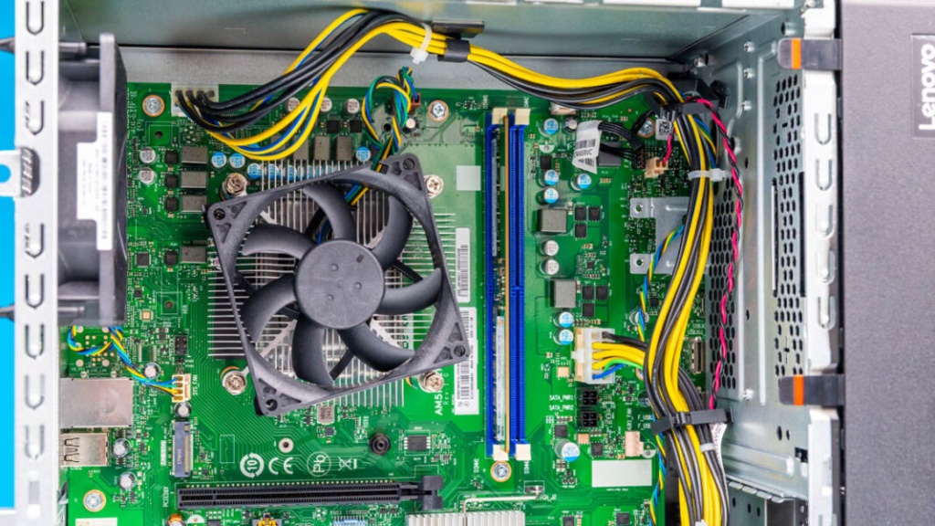 Lenovo-ThinkSystem-ST45-V3-Internal-CPU-and-Memory-1068x601.jpg Lenovo-ThinkSystem-ST45-V3-Internal-CPU-and-Memory-1068x601.jpg